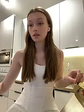 Freechat FriendlyFire_18 on StripChat