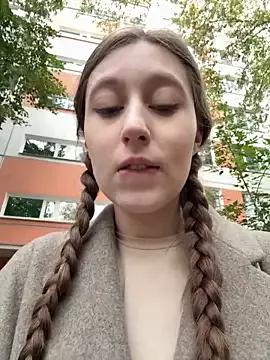 FroggyAnna from StripChat is Group