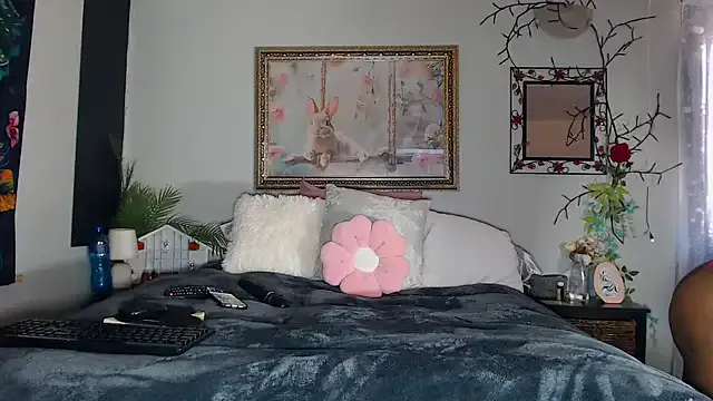 Offline FRUITOFEDEN01 on StripChat