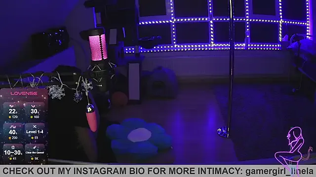 Offline Gamergirl-Linela on StripChat