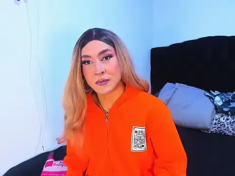 Offline Georgina_Giio on StripChat