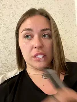 gi_grahams from StripChat