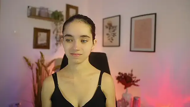 Offline Gia_Paige18 on StripChat