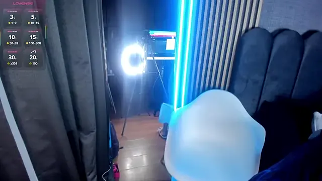 Freechat Gina_77 on StripChat