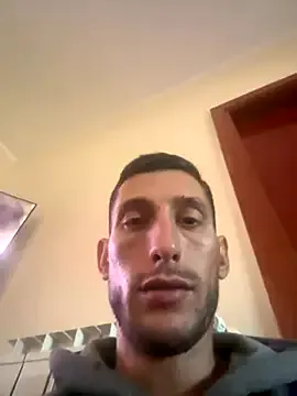 Freechat Gionnytav on StripChat