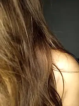 Offline Giselle-Reine on StripChat