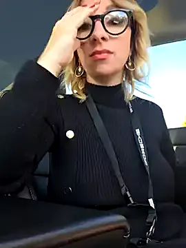 Offline Giuliana_baby on StripChat