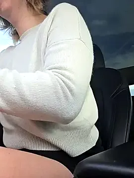 Giuliana_baby — Dgomme moi fort 