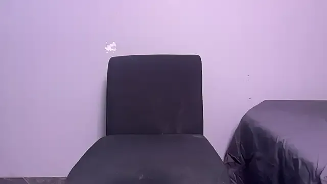 Offline Gold_digger____ on StripChat