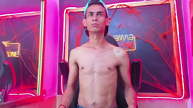 Golldens_Dreamss on StripChat 