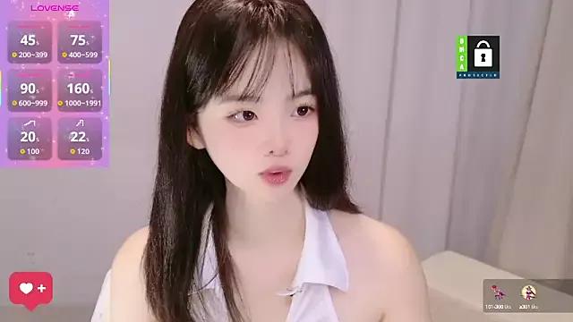 GouGou-111 from StripChat