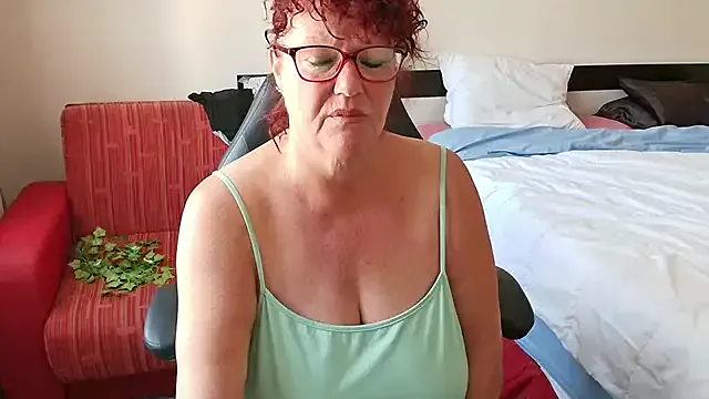 Offline GrandJo69 on StripChat