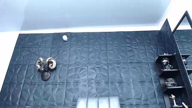 Hanna_Fox_69 from StripChat