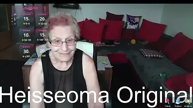 Freechat HeisseomaOriginal on StripChat