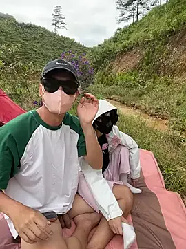 helen-my on StripChat 