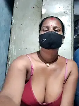 Offline Hey_Ziya on StripChat