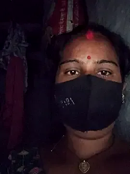 Offline Hey_Ziya on StripChat