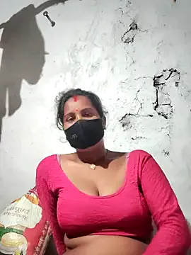 Offline Hey_Ziya on StripChat