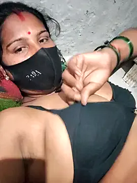 Offline Hey_Ziya on StripChat