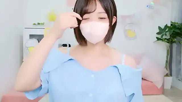 Offline Hinata_Sun on StripChat