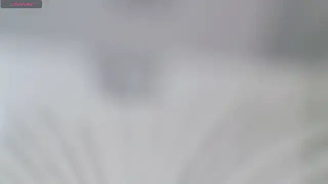 Honey-wanning on StripChat