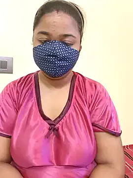 Offline Horny_Riya_ on StripChat