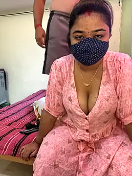 Offline Horny_Riya_ on StripChat