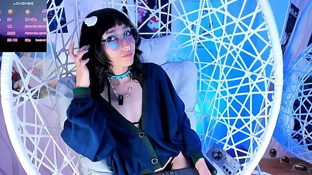 HoshiMiuu from StripChat
