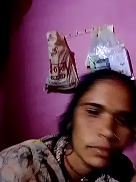 Hot_ashna on StripChat