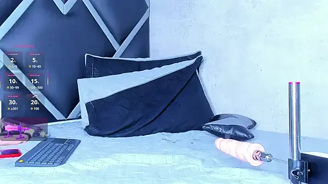 Offline hot_boy_04 on StripChat