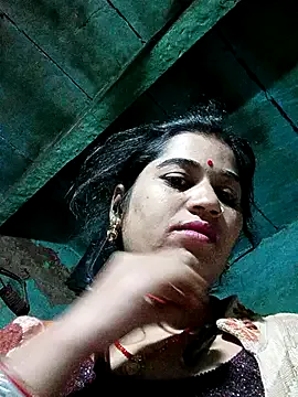 Hot_kamla on StripChat