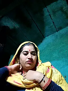 Hot_kamla on StripChat