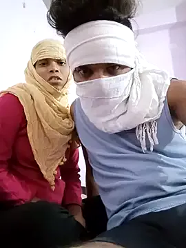 Offline hot_wife_35 on StripChat