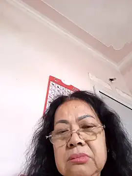 Offline Hotestlove on StripChat