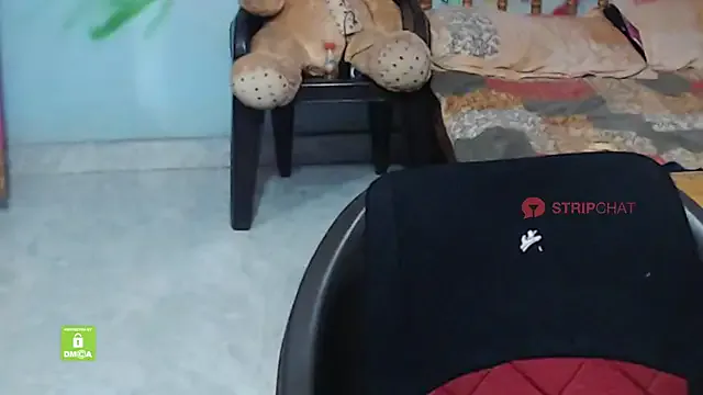 Offline HotGulabi on StripChat