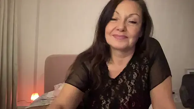 Offline HotLdyllic on StripChat