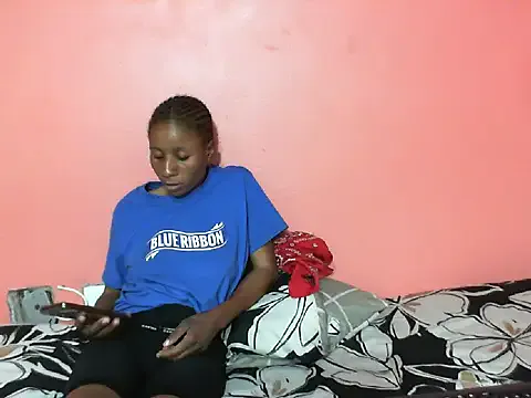 Freechat HotPetite_25 on StripChat