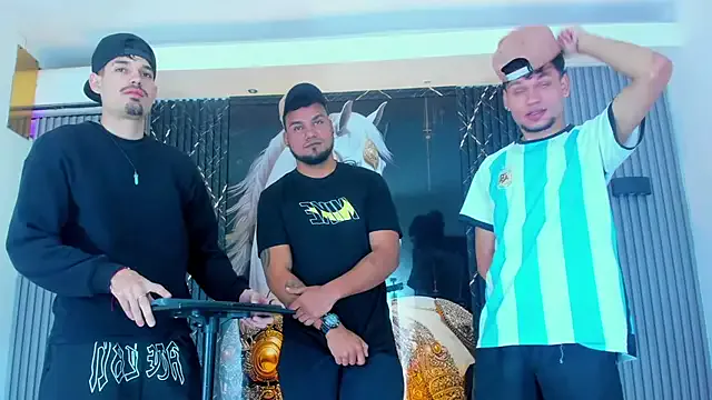 Iam_Steven — Show Naked Boys 