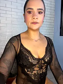 Offline Im_Fernanda on StripChat