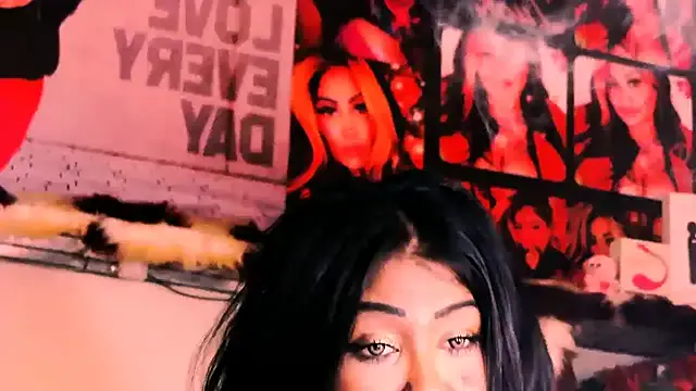 indian_dreamgirl on StripChat 