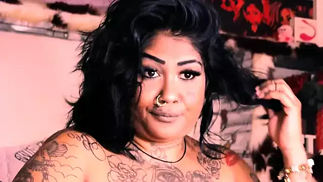 indian_dreamgirl on StripChat 