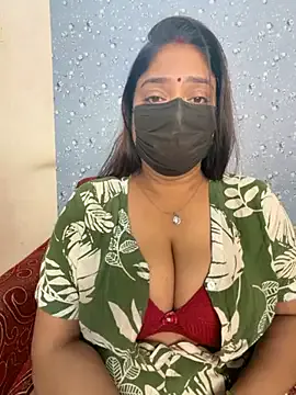 Indiancouple35 —  Naked boobs press & couple show