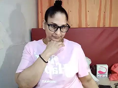 Indiankushy from StripChat