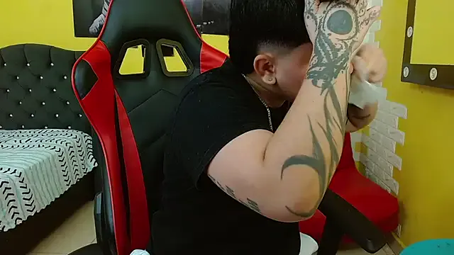 Offline isabeautyx19 on StripChat