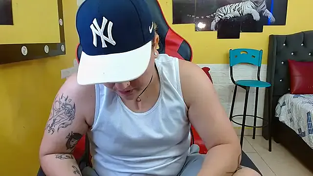 Offline isabeautyx19 on StripChat