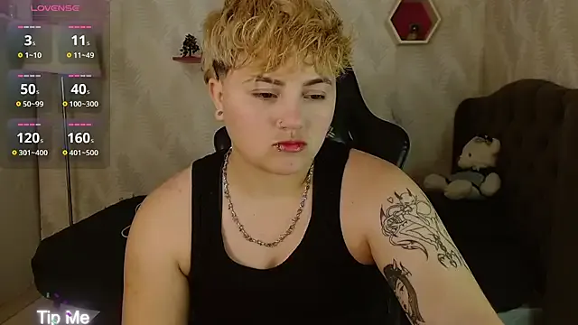 Offline isabeautyx19 on StripChat
