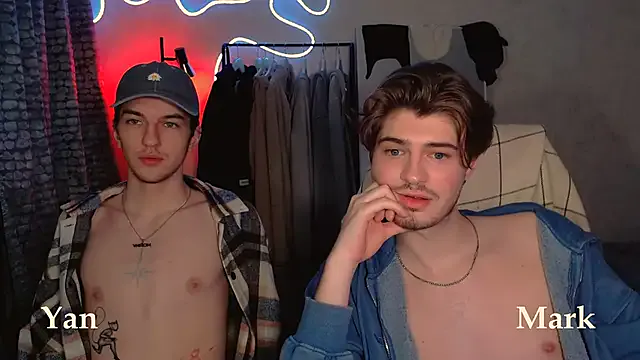 Freechat itsyanbb on StripChat