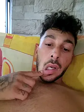 Iulianmarius12 on StripChat 