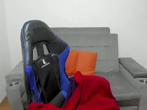 Offline Ivette_Shaira on StripChat