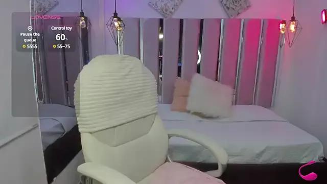 Ivi_braze from StripChat